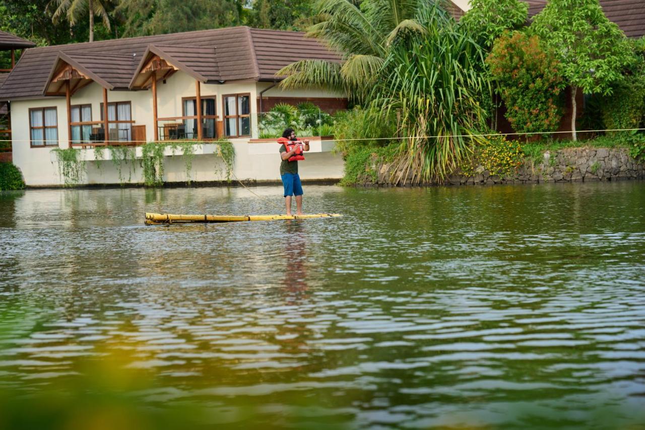 Gokulam Grand Resort & Spa, Kumarakom Eksteriør bilde