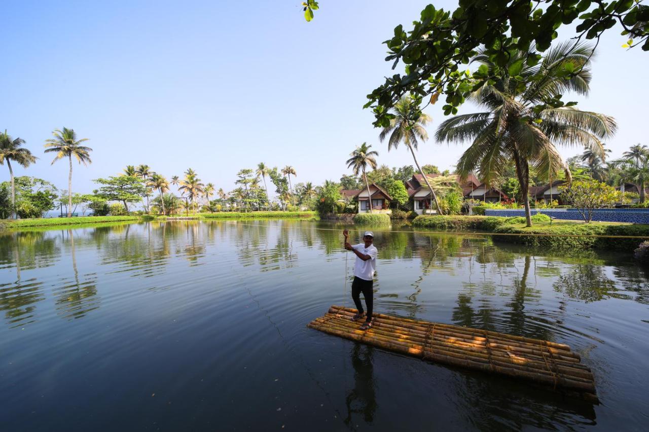 Gokulam Grand Resort & Spa, Kumarakom Eksteriør bilde