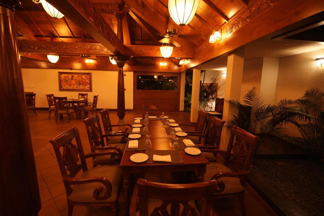 Gokulam Grand Resort & Spa, Kumarakom Eksteriør bilde