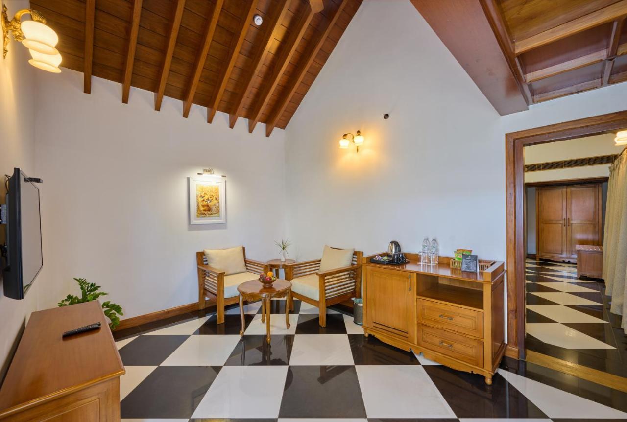 Gokulam Grand Resort & Spa, Kumarakom Eksteriør bilde